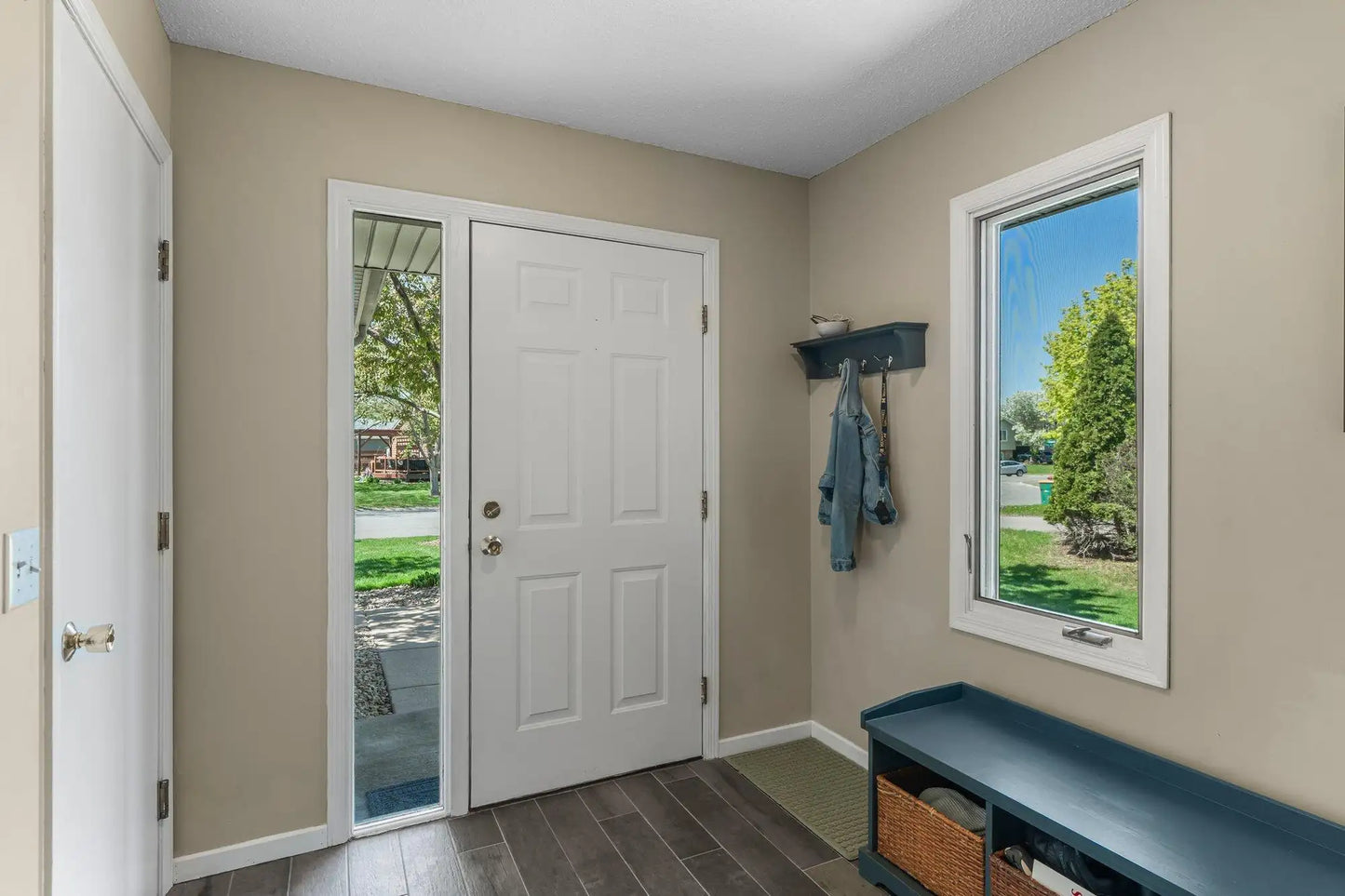 15926 Gallant Court, Apple Valley, MN 55124