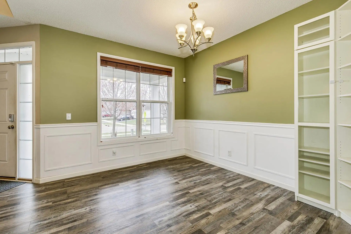 4947 Hamlet Avenue, Oakdale, MN 55128