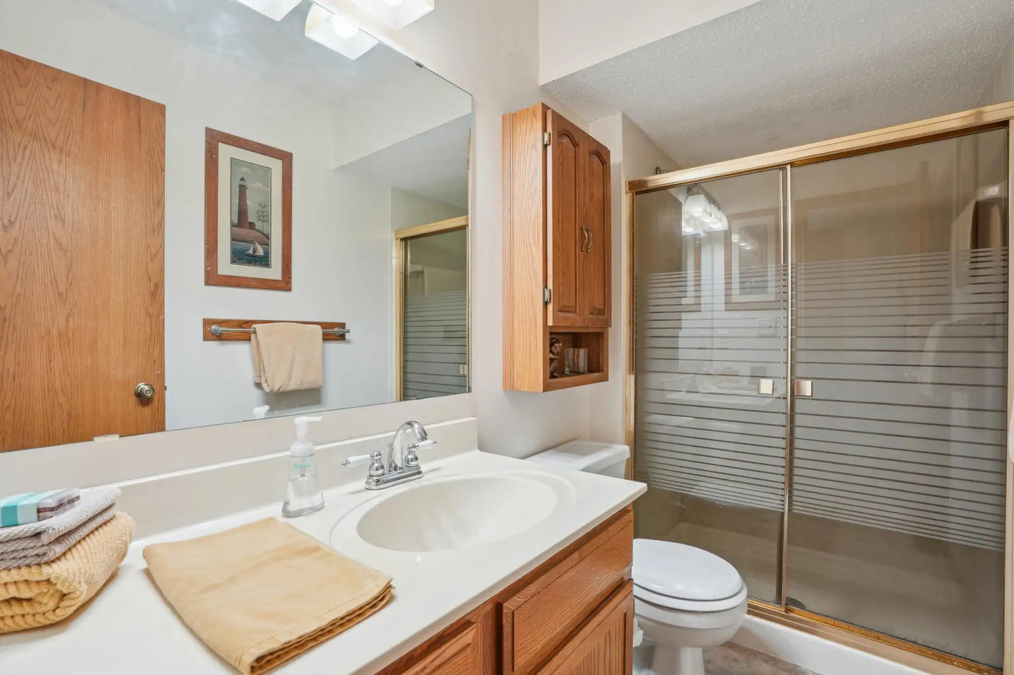 6637 Falstaff Road, Woodbury, MN 55125