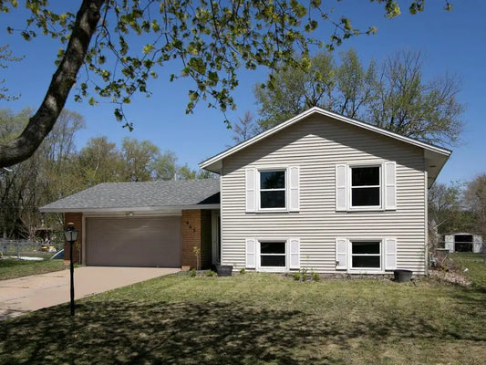 965 Whitney Drive, Apple Valley, MN 55124