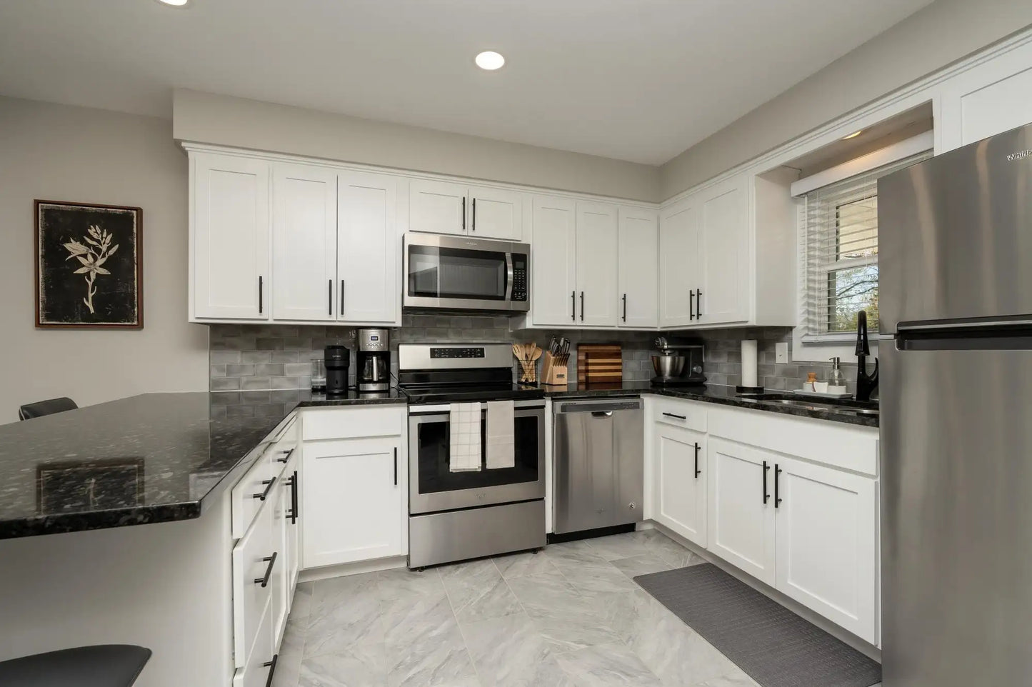 3333 Hillsboro Avenue, New Hope, MN 55427