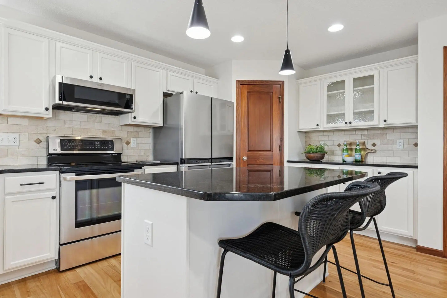 16281 Tahinka Court, Prior Lake, MN 55372