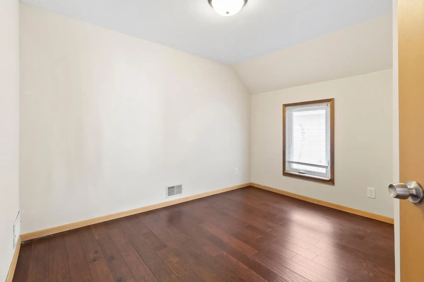 1852 Quincy Street, Minneapolis, MN 55418