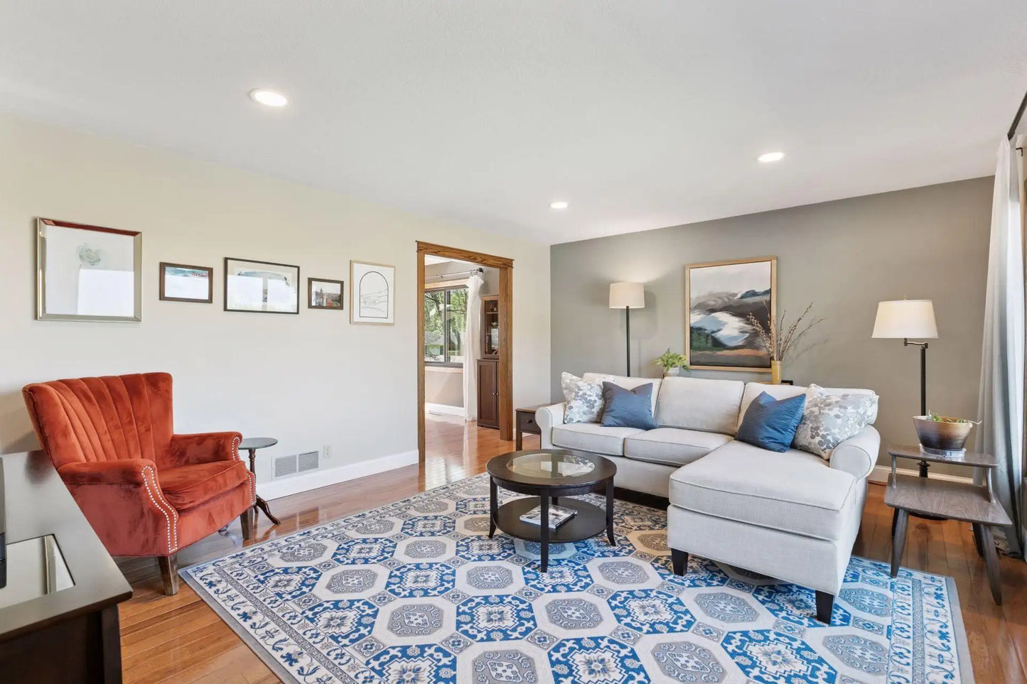 335 18th Avenue, South Saint Paul, MN 55075
