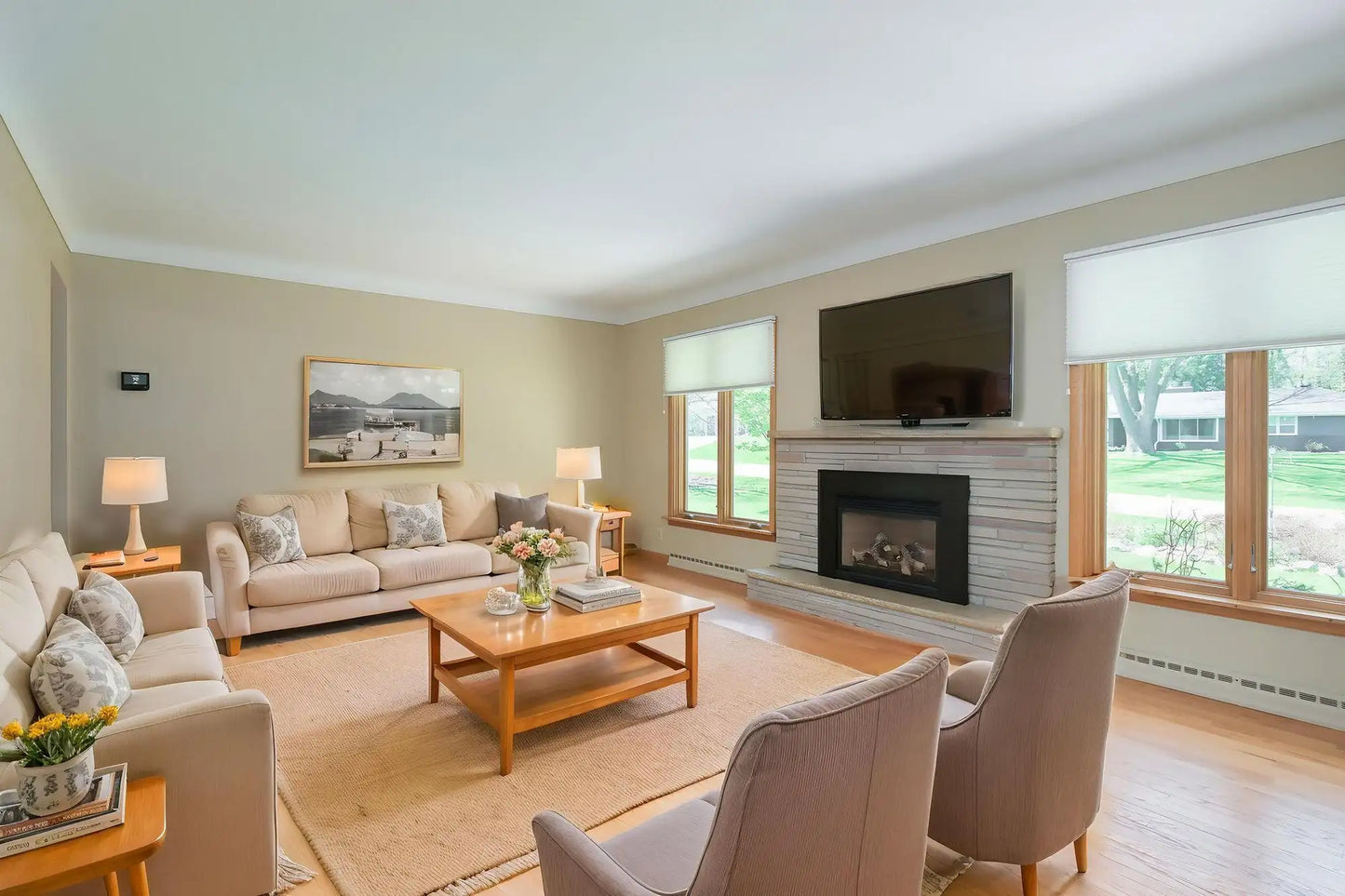 720 Kingsview Lane, Plymouth, MN 55447