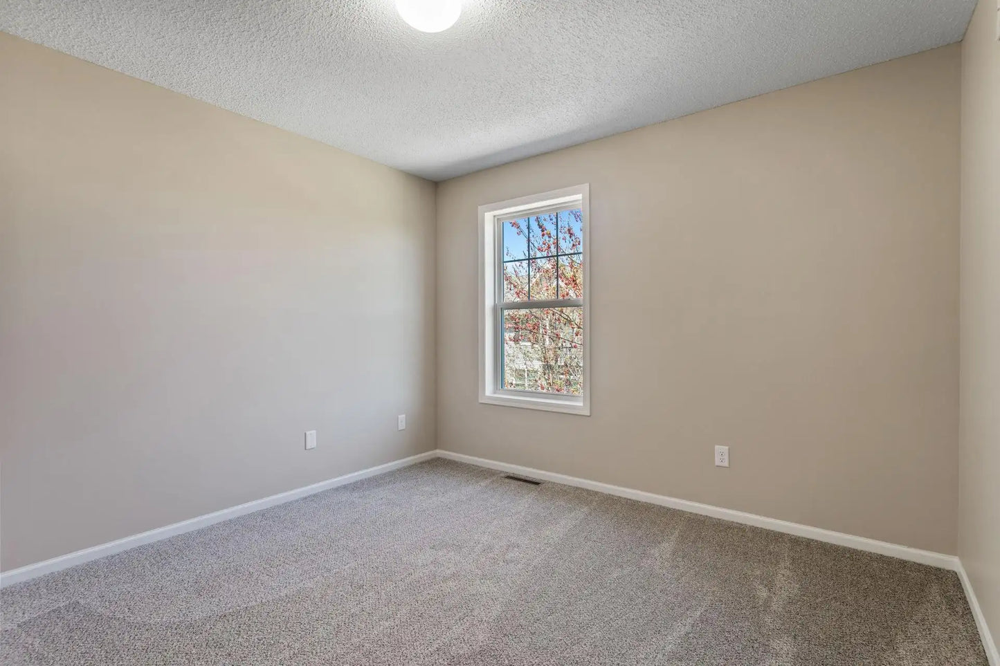 3611 Hazel Trail, Woodbury, MN 55129