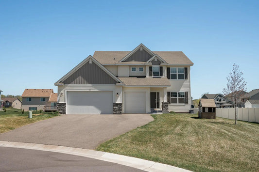 104 Hummingbird Way, Delano, MN 55328